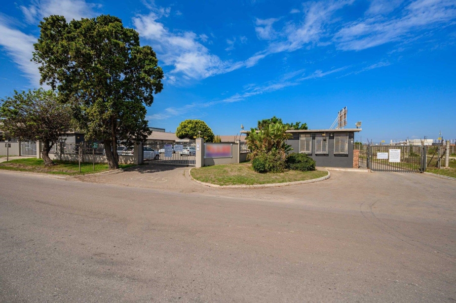 Commercial Property for Sale in Markman Eastern Cape